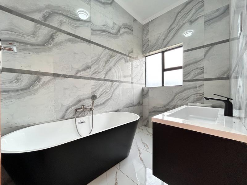 5 Bedroom Property for Sale in Seasons Lifestyle Estate North West